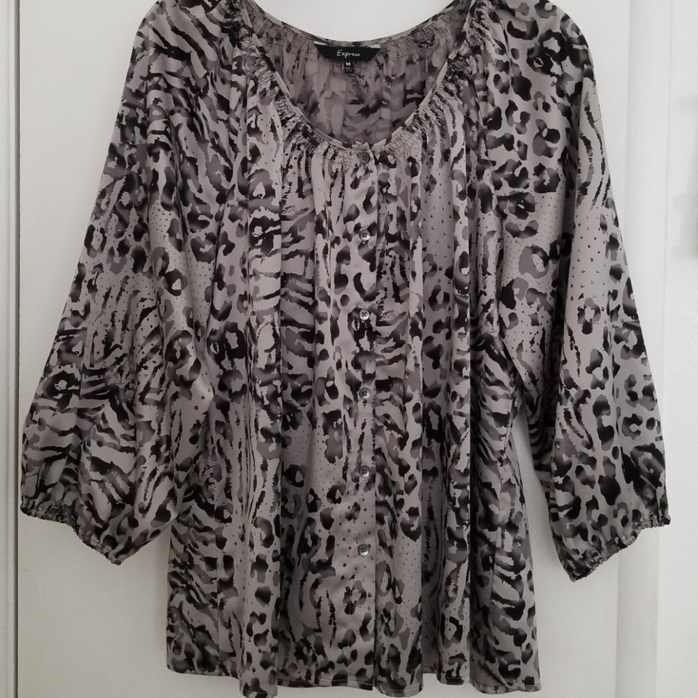 Express | Snow leopard silky blouse